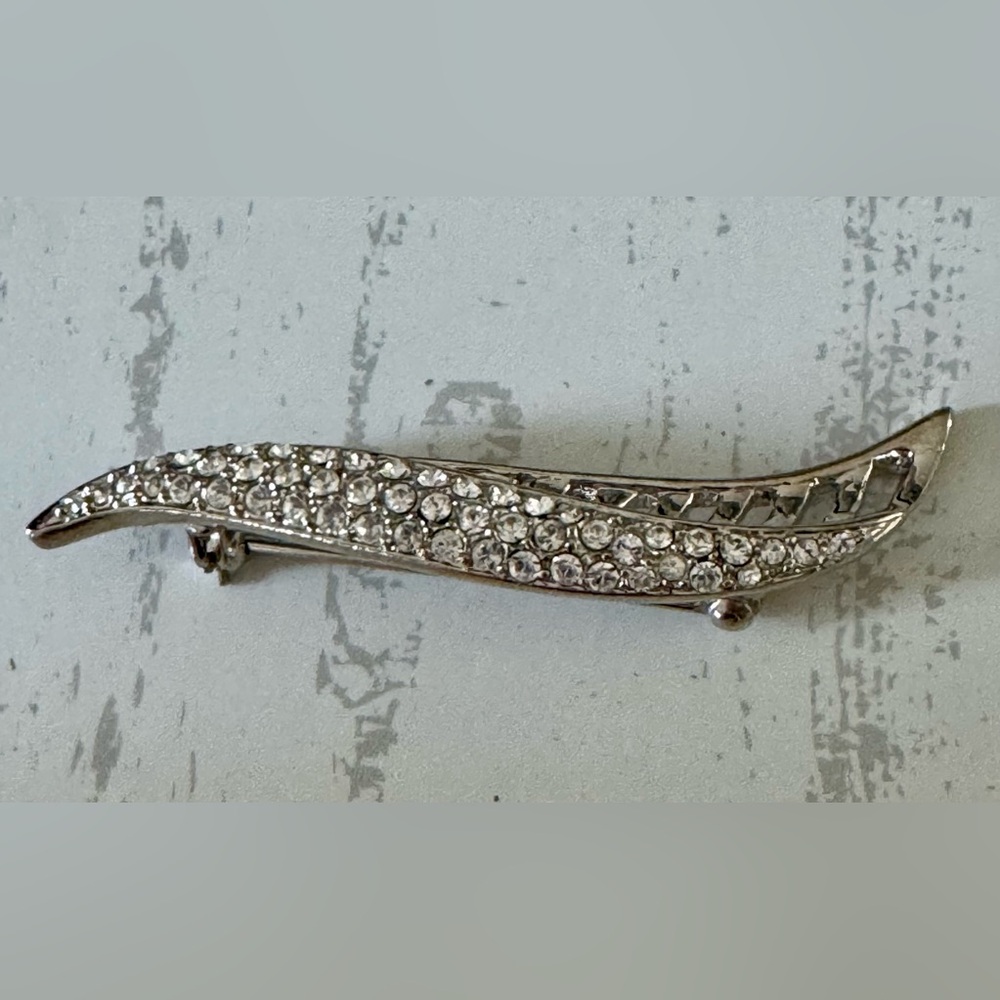 Vintage Camrose Kross JBK Collection Silver Rhinestone Brooch